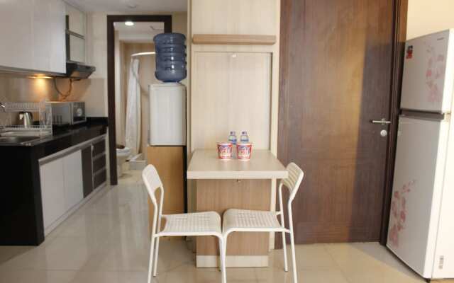Homey 2BR Apartment at Galeri Ciumbuleuit 2 By Travelio