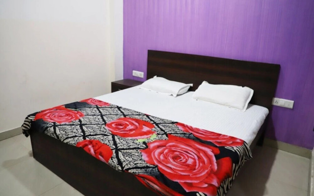 Goroomgo The City Side Bareilly