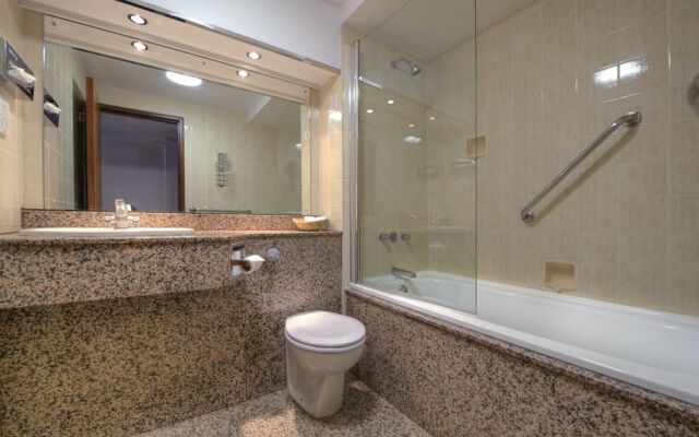 Clarion Collection Croydon Park Hotel