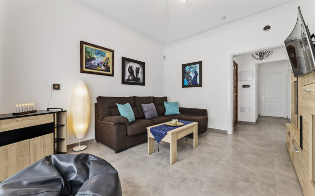 Villa Nico by Escapehome