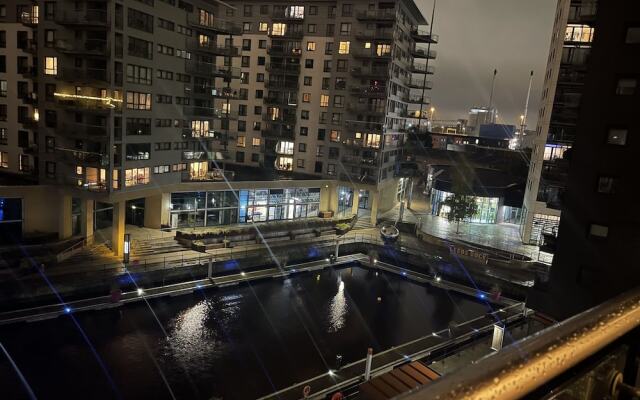 Deluxe City Apt, Beautiful River View,free Parking