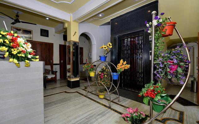 OYO 13086 Temple City Guest House