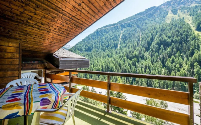 Cozy Apartment in the Centre of Grimentz