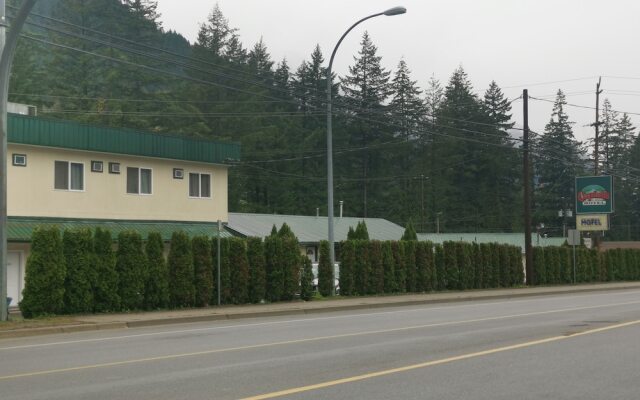 Coquihalla Motel