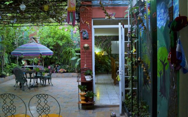 Hotel Oasis
