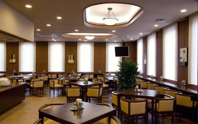 Hotel Route - Inn Hofu Ekimae