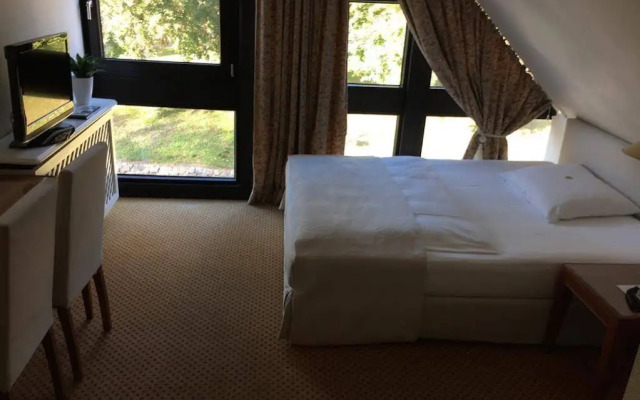 Meyers Hotel