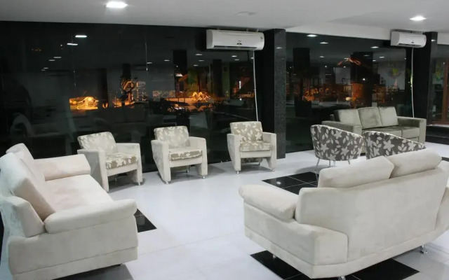 Hotel Praia Dourada