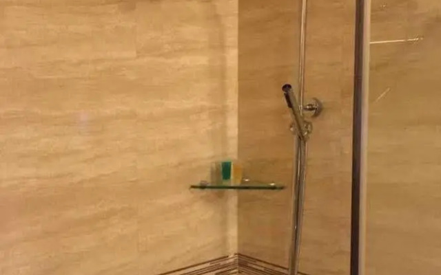 Shenzhen Yuehai Business Hotel