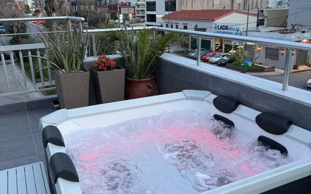 Gazi Suite With Private Rooftop