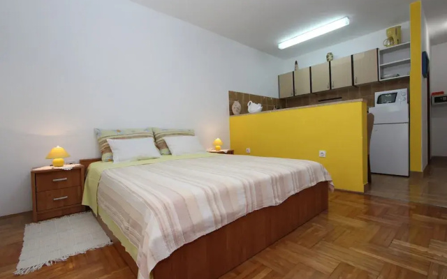 Studio Vera