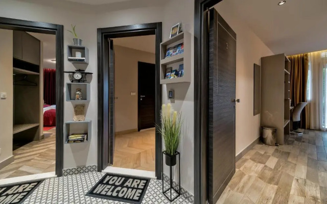 Airy vista apartment in city center