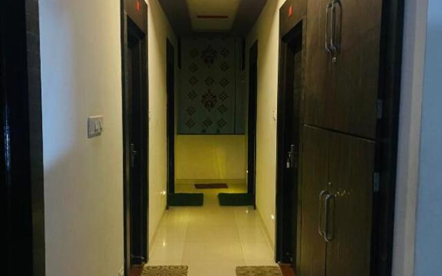 Hotel Raj Palace