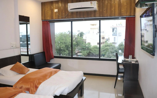OYO 1959 Hotel Raj