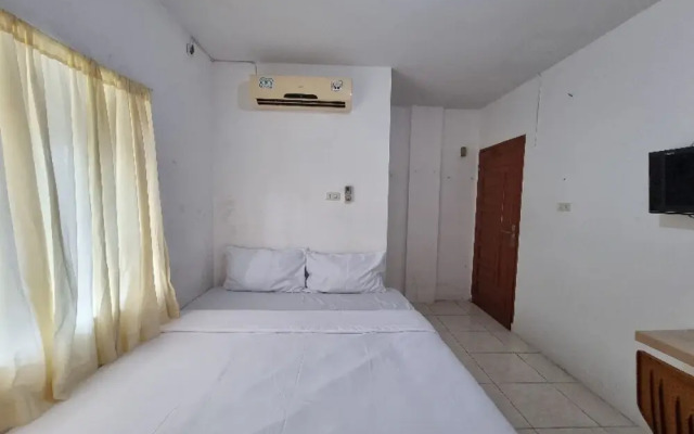 OYO 90919 Arte Residence