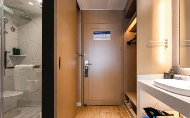 Magnotel Hotel (Kunshan Zhangpu Henglong Plaza)