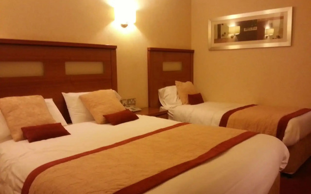 Tara Hotel