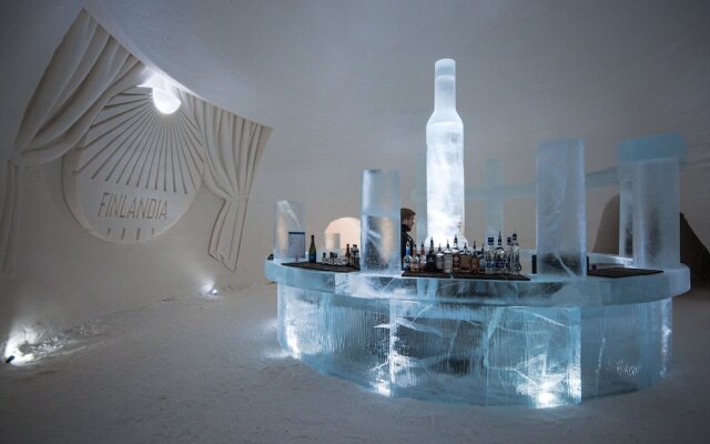 Lapland Hotels Snow Village