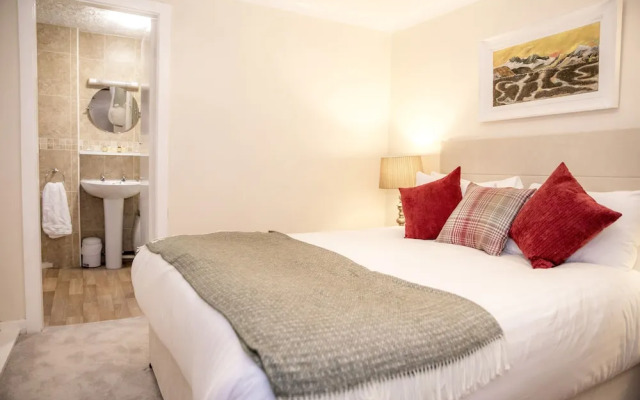 Royal Goat Hotel