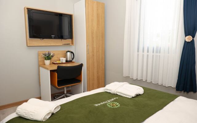 Garden Mode Airport Hotel