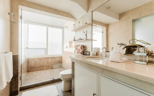 Beachfront Penthouses by LivIN Cancun
