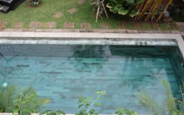 Balihomeholiday Mesui