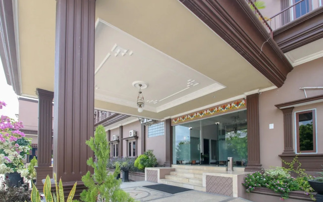 Airy Bandara Tjilik Riwut Nyai Undang 4 Palangkaraya