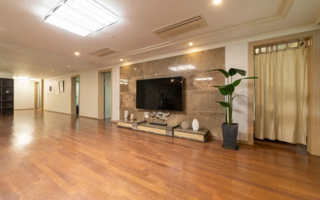 Sejong Party House