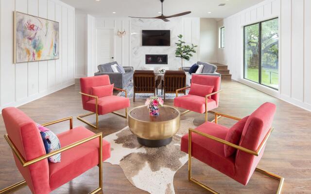 The White House on the Horseshoe