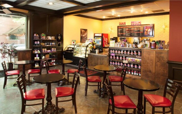 DoubleTree by Hilton New Orleans