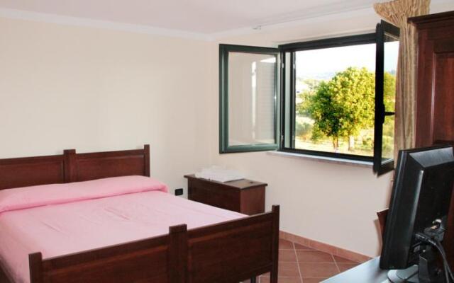 San Nicola il sole Counrty House