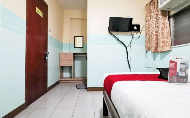 Reddoorz Near Davao Doctors Hospital