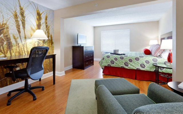 Hotel Trilogy Albany Airport, Tapestry Collection by Hilton