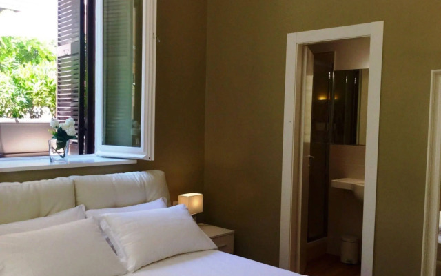 Отель The River Corner