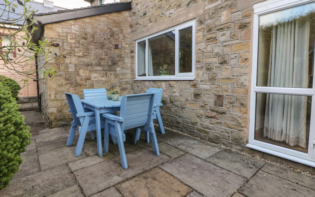 Lower Lane House