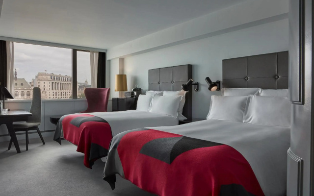 Sea Containers London