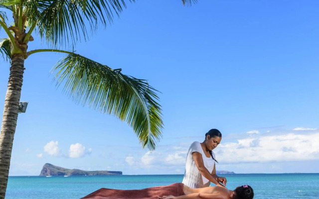 Myra Seafront Suites with Lov