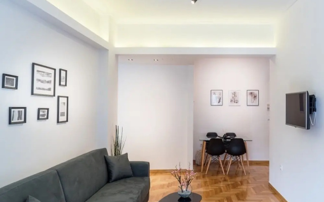Modern Design Apartment Near Acropolis