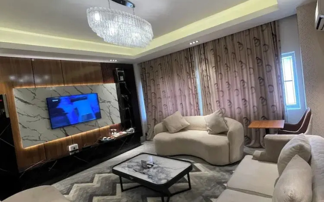 Sujimoto Residences Precious
