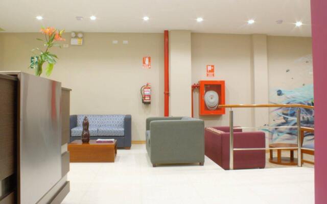 Hotel Naira
