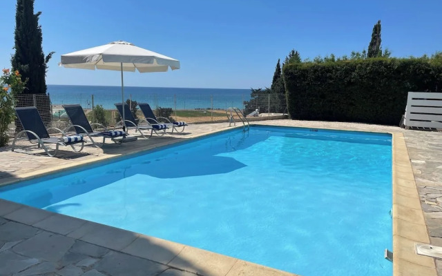 Spacious Luxury Private Sea View Villa