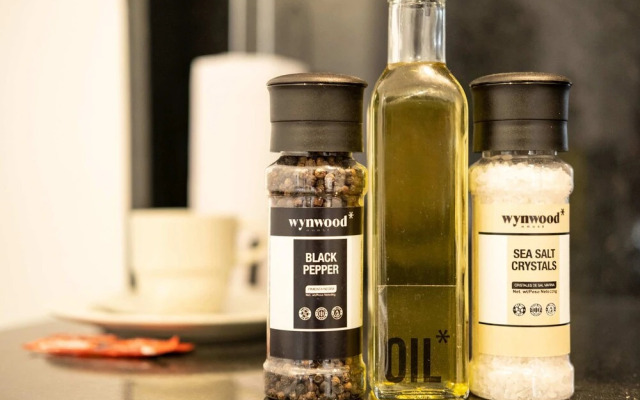 w Lovely 1BR w AC Near Ciudad Amurallada