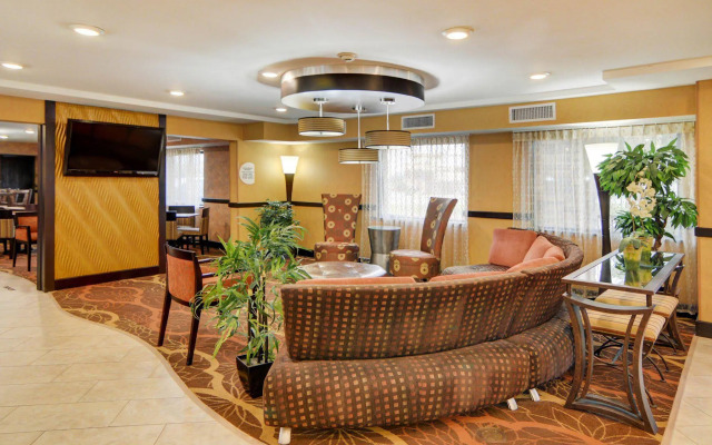 Spark by Hilton Grapevine DFW North