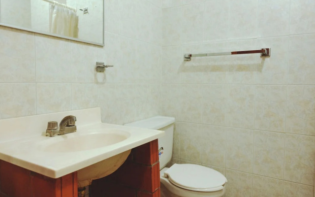 OYO Hotel Italia