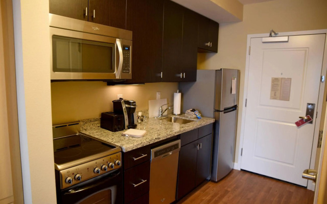 TownePlace Suites Lawrence Downtown