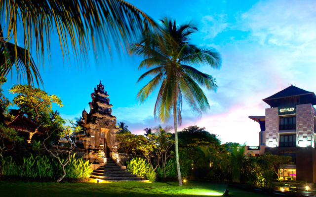 Pullman Bali Legian Beach