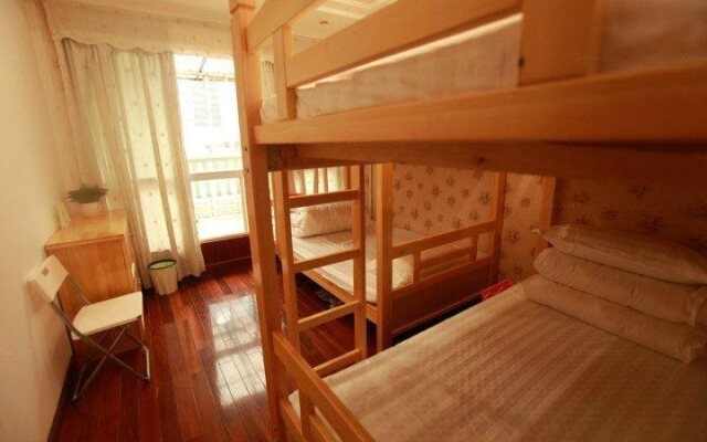 Chengdu Long Time No See Hostel