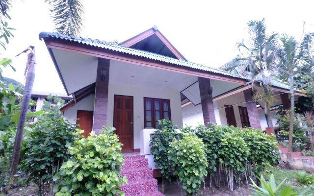 Aonang Friendly Bungalow