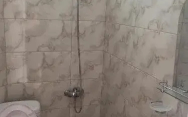 Semeinyi Otel V Kobuleti