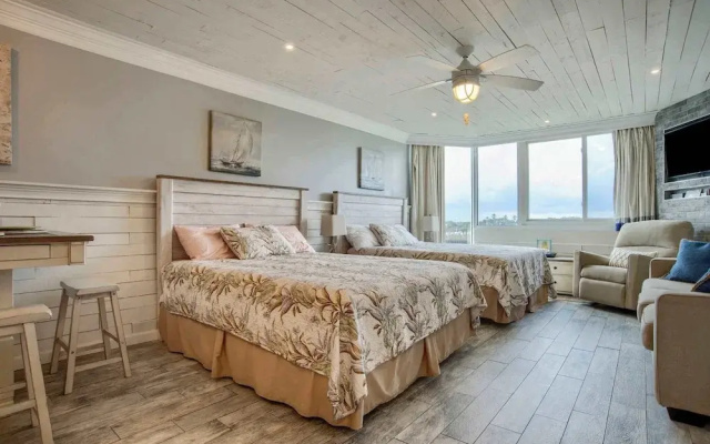 Seaside Villa Ocean View Studio!